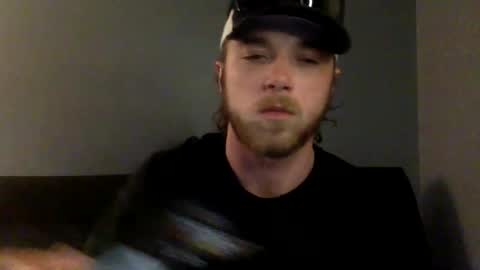 Snapshot of salvcypress chatting on December 17, 1:55 am salvcypress online show from December 17, 1:55 am