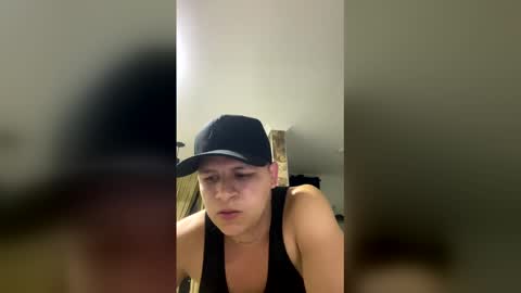 sam544469 online show from May 8, 5:46 am