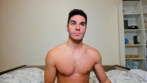 BACK IN 2 WEEKS online show from December 5, 4:42 am