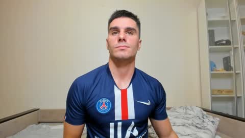 BACK IN 2 WEEKS online show from December 16, 9:09 pm