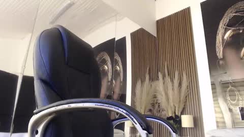 SAM MANSON online show from September 30, 1:38 pm