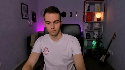 Sam online show from March 4, 6:52 am