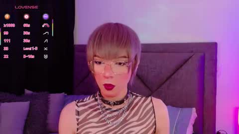 Sam online show from October 20, 8:37 am