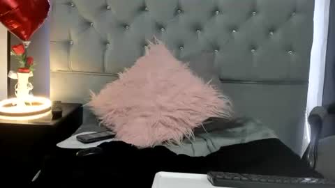 Sam online show from March 5, 1:10 am