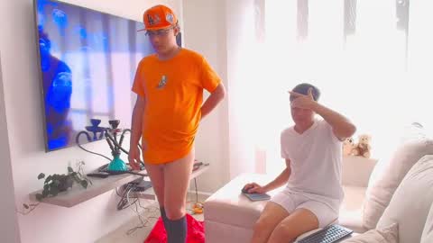 sam_tnt9 online show from November 2, 1:02 pm