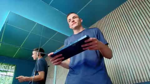 Sam Vega online show from September 10, 7:25 pm