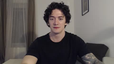 Snapshot of sam_winchest chatting on September 9, 11:37 pm Sam online show from September 9, 11:37 pm