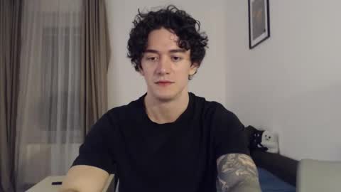 Snapshot of sam_winchest chatting on October 5, 10:51 pm Sam online show from October 5, 10:51 pm