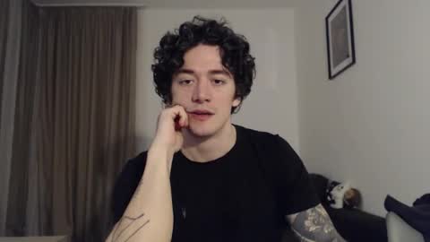 Snapshot of sam_winchest chatting on November 28, 12:46 am Sam online show from November 28, 12:46 am