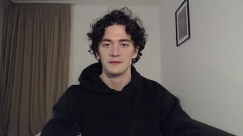 Snapshot of sam_winchest chatting on December 3, 12:07 am Sam online show from December 3, 12:07 am