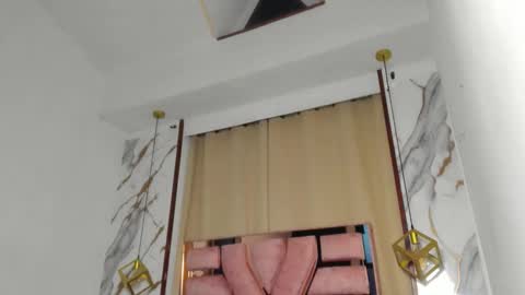 samaelandlilitt online show from November 19, 8:14 am