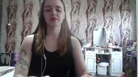 samanta55555 online show from May 7, 1:16 pm