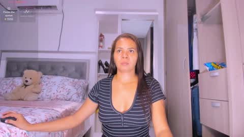 Snapshot of samanta_65 chatting on February 3, 3:09 am carolina online show from February 3, 3:09 am