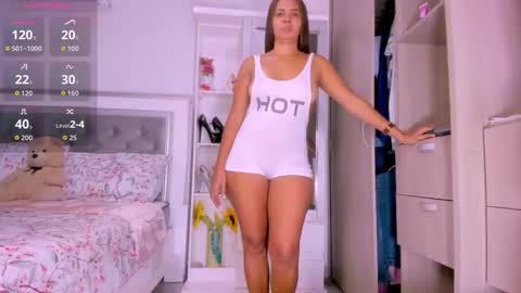 Snapshot of samanta_65 chatting on September 15, 1:38 am carolina online show from September 15, 1:38 am