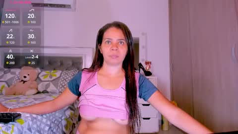 Snapshot of samanta_65 chatting on June 30, 2:23 am carolina online show from June 30, 2:23 am