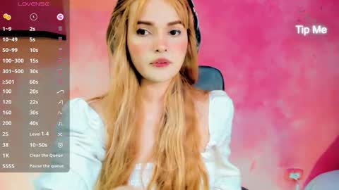 Snapshot of samanta_ginger chatting on December 14, 8:57 pm samanta online show from December 14, 8:57 pm