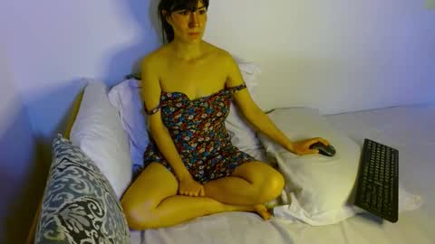 Samanta online show from November 19, 5:02 pm