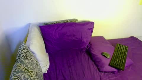 Samanta online show from December 2, 4:57 pm