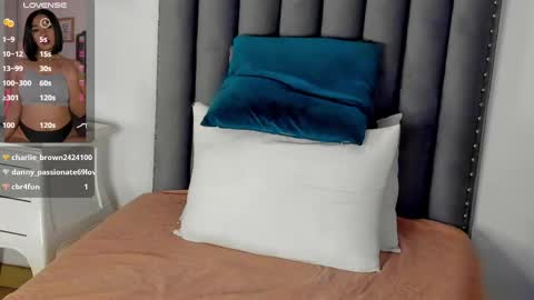 Snapshot of samanta_william chatting on February 9, 6:01 am samanta online show from February 9, 6:01 am