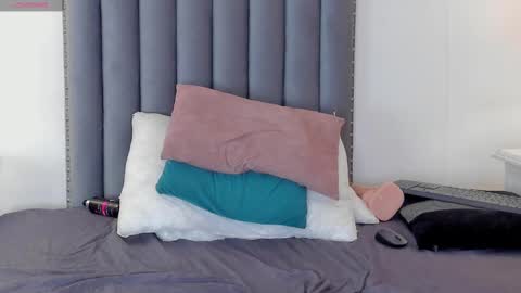 Snapshot of samanta_william chatting on February 27, 6:40 am samanta online show from February 27, 6:40 am