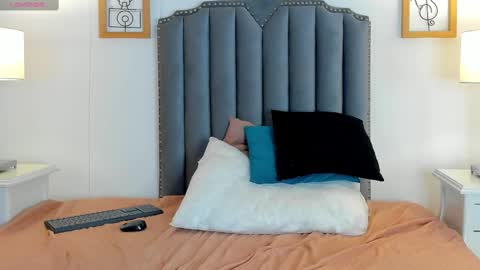 Snapshot of samanta_william chatting on February 28, 3:15 am samanta online show from February 28, 3:15 am