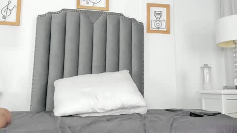 Snapshot of samanta_william chatting on March 12, 5:57 am samanta online show from March 12, 5:57 am