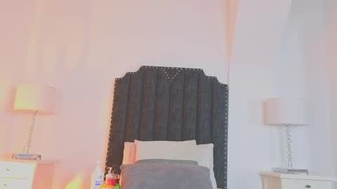 Snapshot of samanta_william chatting on September 25, 2:59 am samanta online show from September 25, 2:59 am