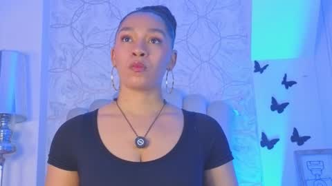 Snapshot of samanta_william chatting on October 14, 3:29 am samanta online show from October 14, 3:29 am