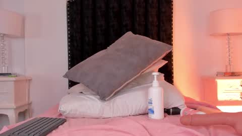 Snapshot of samanta_william chatting on November 23, 2:55 am samanta online show from November 23, 2:55 am