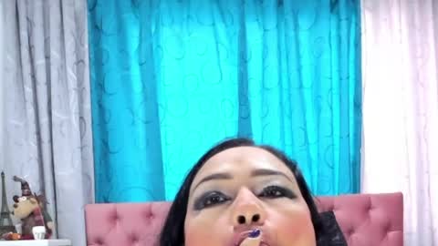 Snapshot of samantadark chatting on April 29, 2:32 pm SamantaDark online show from April 29, 2:32 pm