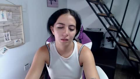 Snapshot of samantha2girl chatting on October 20, 5:30 am samantha online show from October 20, 5:30 am