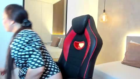 Snapshot of samantha_17_ chatting on October 9, 1:58 am S A M A N T H A online show from October 9, 1:58 am