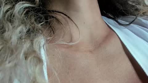  Samanthasmile  online show from January 6, 1:20 am