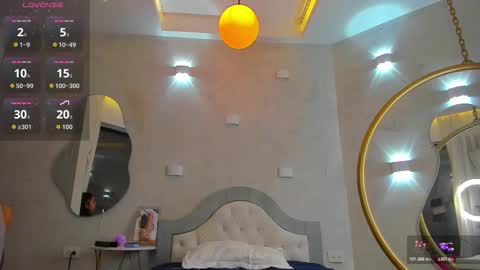 samantha_and_bastian online show from February 17, 5:15 am