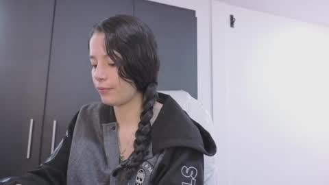 samantha_blow online show from May 21, 3:24 am
