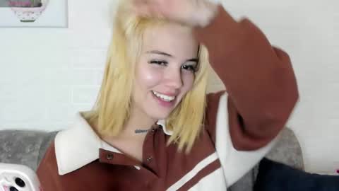 Snapshot of samantha_browwnn chatting on January 25, 10:28 pm samantha_browwnn online show from January 25, 10:28 pm