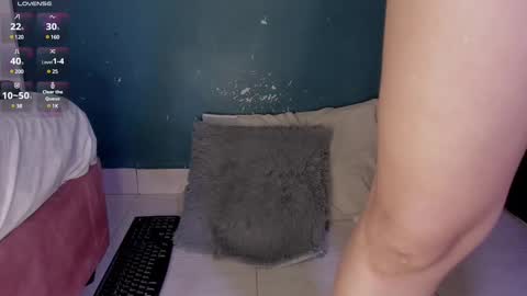 Snapshot of samantha_cp_ chatting on February 13, 6:27 pm Sammy online show from February 13, 6:27 pm