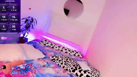 samantha_duke66 online show from December 29, 10:56 am