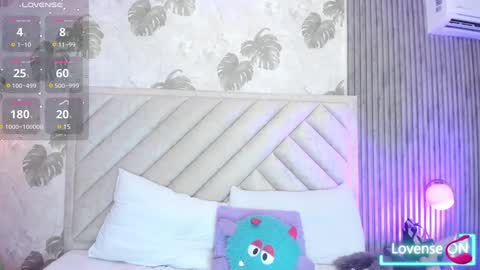 Snapshot of samantha_duque11 chatting on February 8, 4:57 am Samantha online show from February 8, 4:57 am