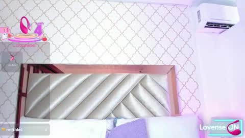 Snapshot of samantha_duque11 chatting on February 12, 8:16 am Samantha online show from February 12, 8:16 am