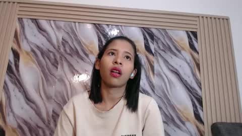 lizzy online show from April 8, 2:11 am