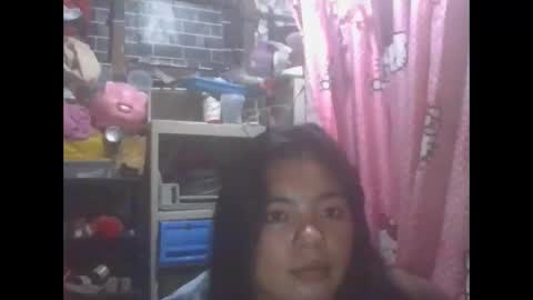 Snapshot of samantha_jane123 chatting on December 14, 12:32 pm samantha_jane123 online show from December 14, 12:32 pm