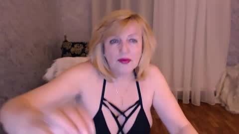 Samantha online show from April 25, 11:46 am