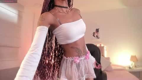 Snapshot of samantha_spike chatting on July 29, 8:29 pm Samantha online show from July 29, 8:29 pm