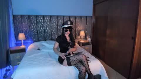 samantha_velle online show from March 17, 2:05 am