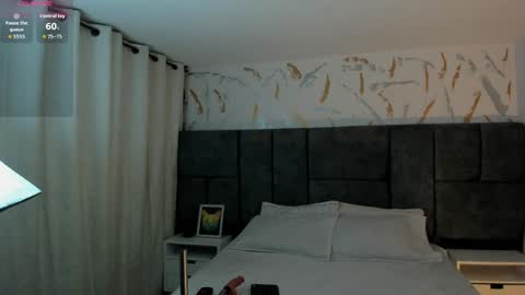 samantha_velle online show from June 1, 1:46 pm