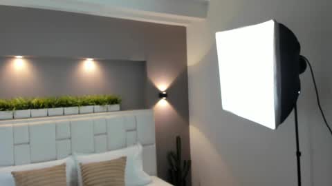 Snapshot of samanthaa_22_ chatting on February 20, 3:23 am Samanthaa online show from February 20, 3:23 am