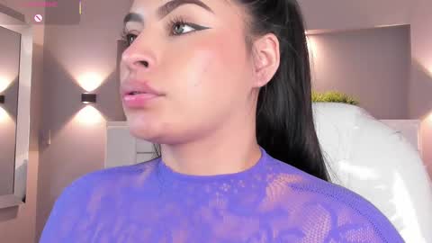 Snapshot of samanthaa_22_ chatting on February 21, 9:56 am Samanthaa online show from February 21, 9:56 am