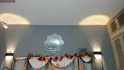 Snapshot of samanthaa_22_ chatting on October 15, 11:54 am Samanthaa online show from October 15, 11:54 am