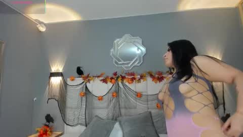 Snapshot of samanthaa_22_ chatting on October 20, 11:32 am Samanthaa online show from October 20, 11:32 am